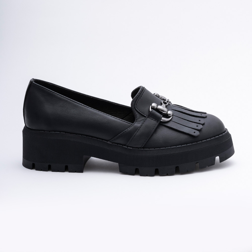 7Pantofi-Loafers-Negri-cu-Franjuri-si-Talpa-Inalta-Vagam1762 Pantofi Loafers Negri cu Franjuri si Talpa Inalta Vagam1762 - imagine 1