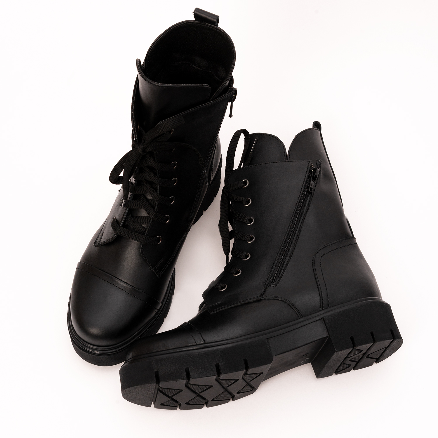 n5eGhete-Negre-cu-Fermoar-Lateral-Vagam-1294 Ghete Negre cu Fermoar Lateral Vagam 1294 - imagine 1