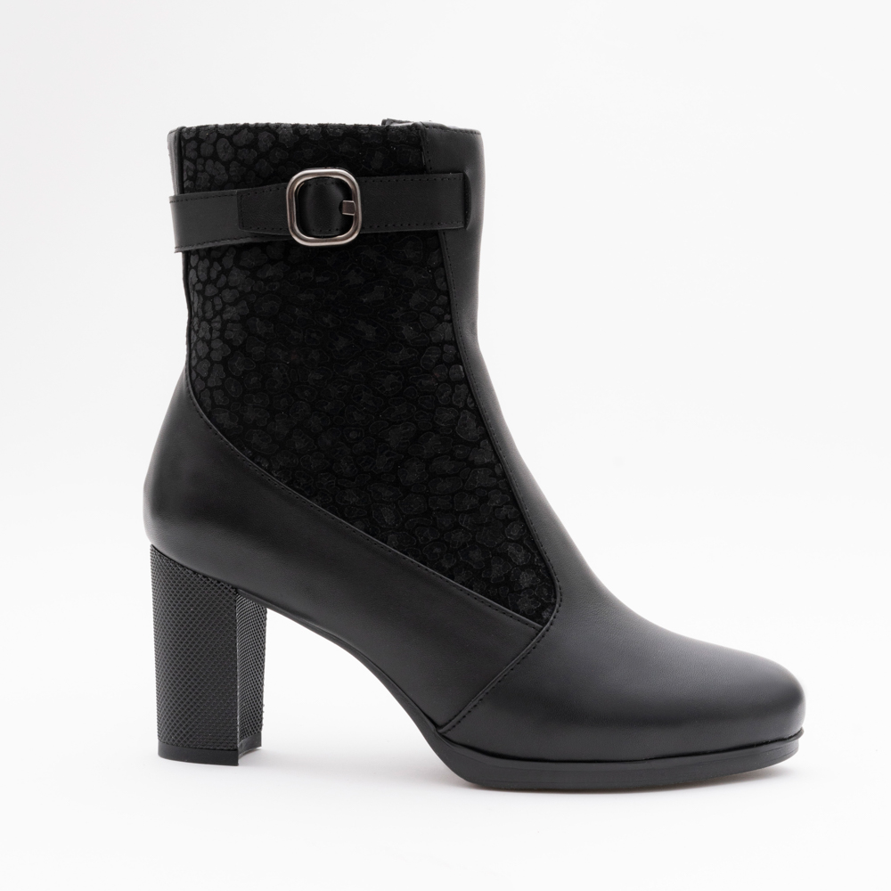 resized-vagam-75Botine-Negre-cu-Fermoar-Vagam1426 Botine Negre cu Fermoar Vagam1426 - imagine 1
